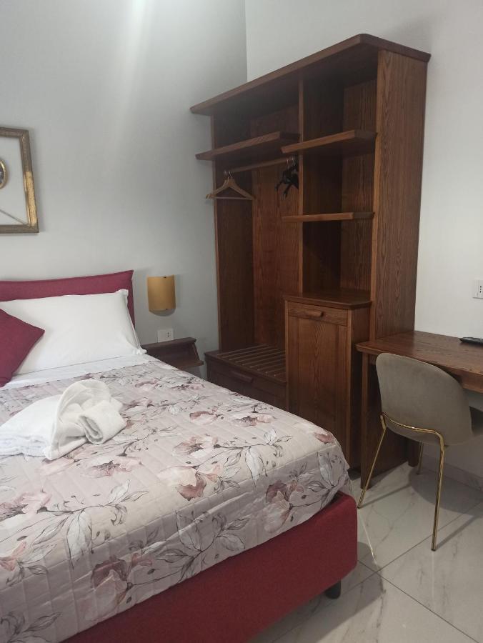 B&B Suite And Rooms San Giovanni Рим Экстерьер фото